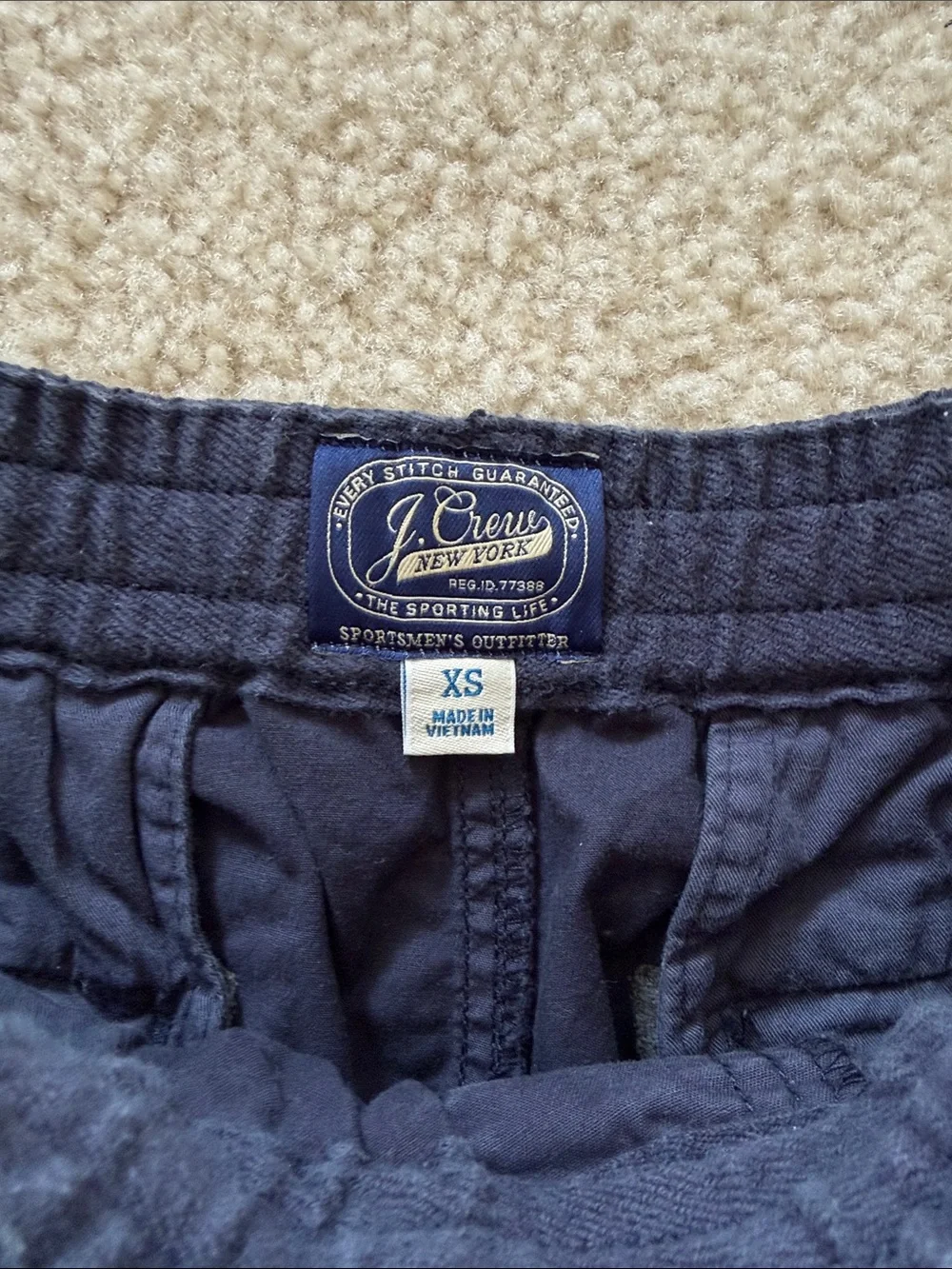 Great condition! JCrew men’s khaki shorts